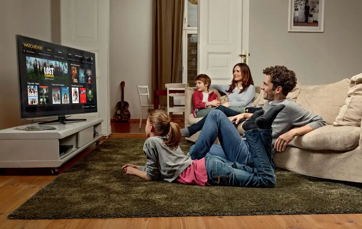 family watch on tv with abonment of atlaspro ontv iptv